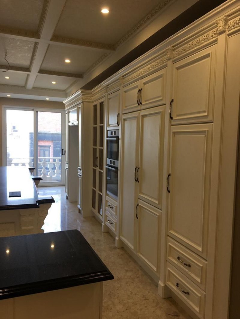 آپارتمان 201 متری سه خوابه در پاسداران تهران13660723590