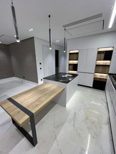 آپارتمان 260 متری چهارخوابه در پاسداران تهران