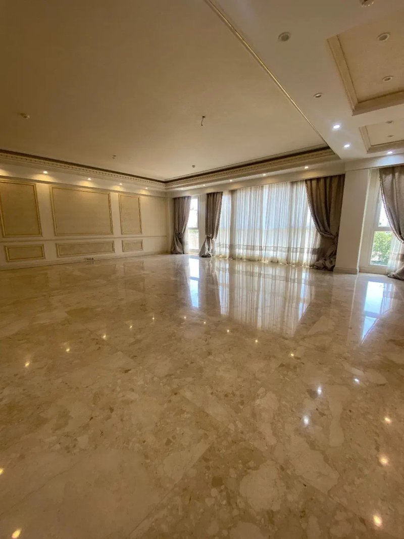 آپارتمان 270 متری چهارخوابه در پاسداران تهران13660923592