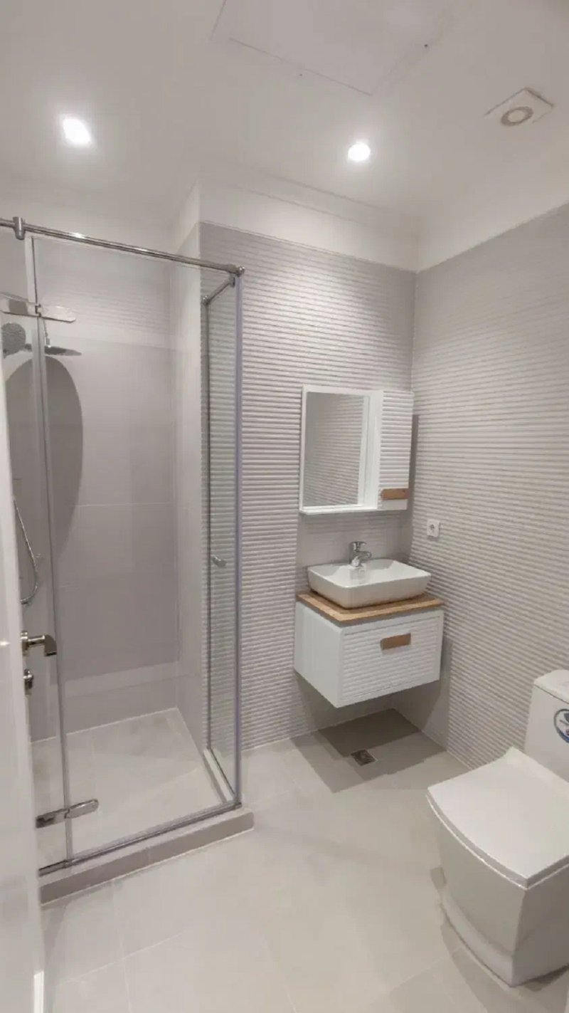 آپارتمان 200 متری سه خوابه در پاسداران تهران13662423672