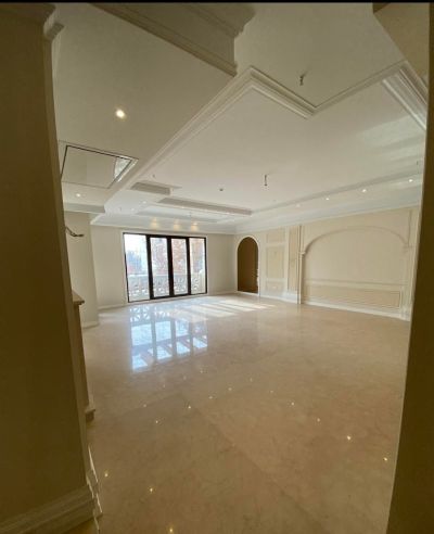 آپارتمان 310 متری چهارخوابه در پاسداران تهران