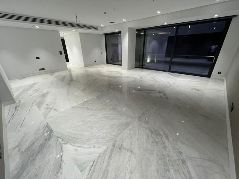 آپارتمان 260 متری چهارخوابه در پاسداران تهران13661223611