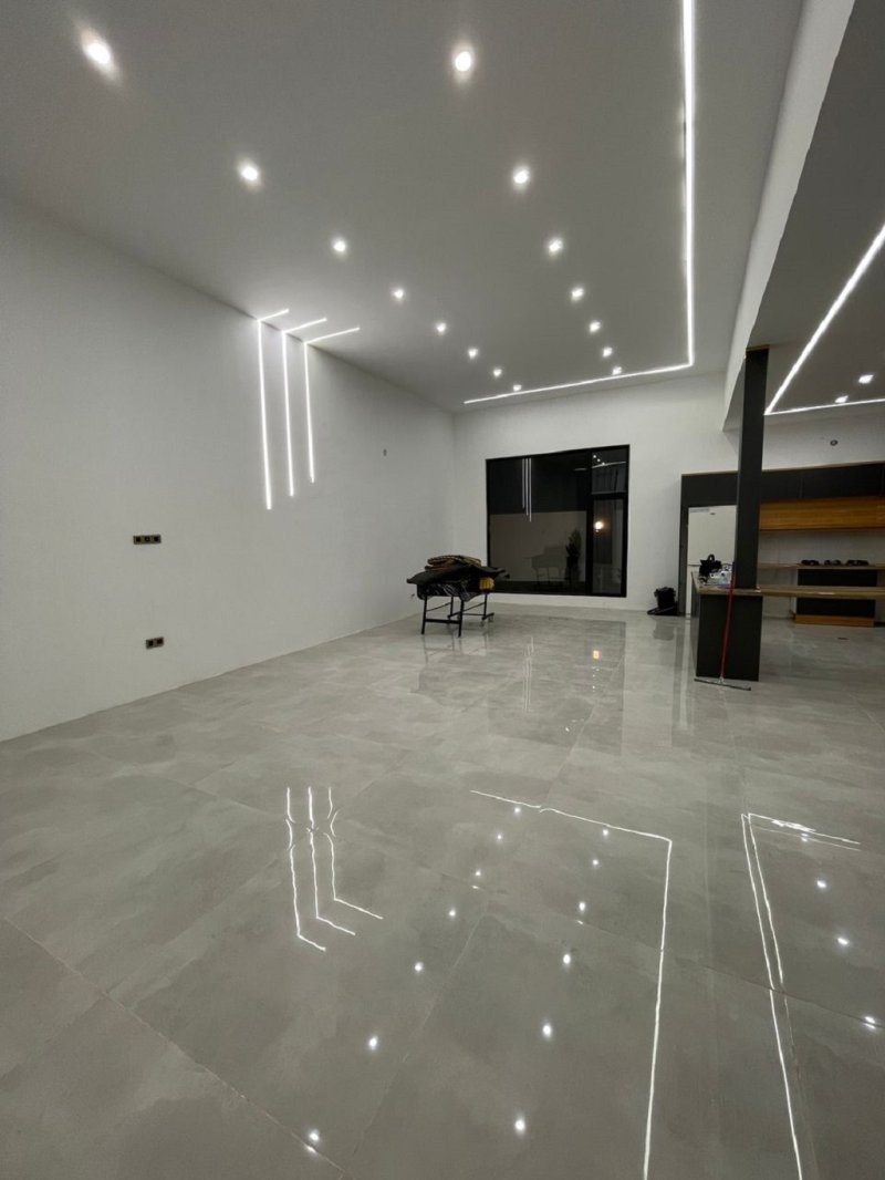 ویلا 490 متری دو خوابه در زکی آباد کرج13676323985