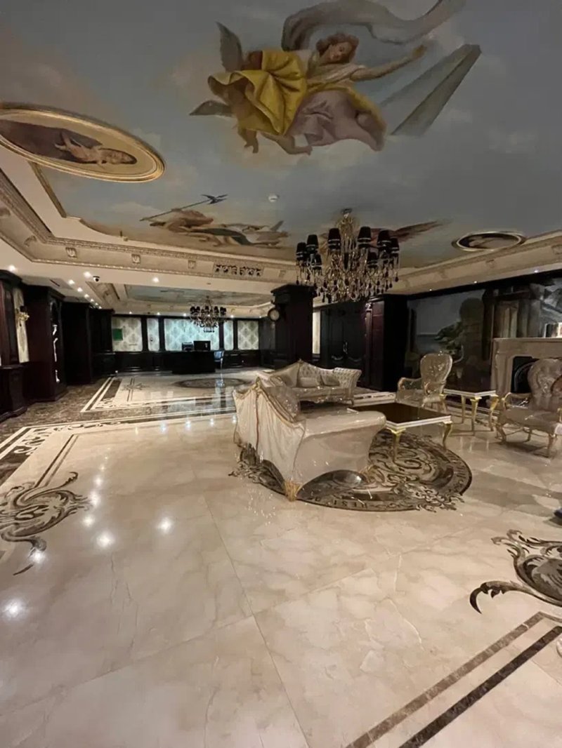 آپارتمان 180 متری سه خوابه در شهرک غرب تهران13679224117