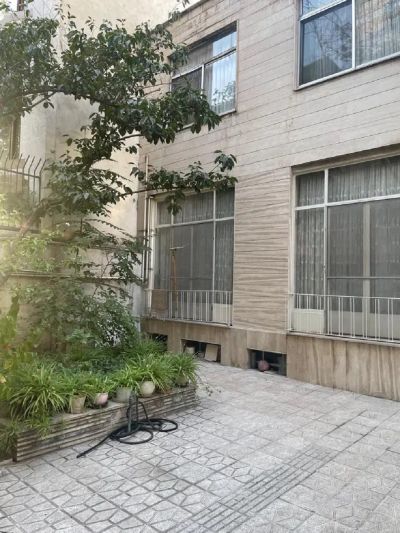 خانه 180 متری چهارخوابه در اختیاریه تهران