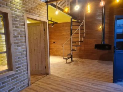 ویلا 200 متری یک خوابه در فاز 4 مهرشهر