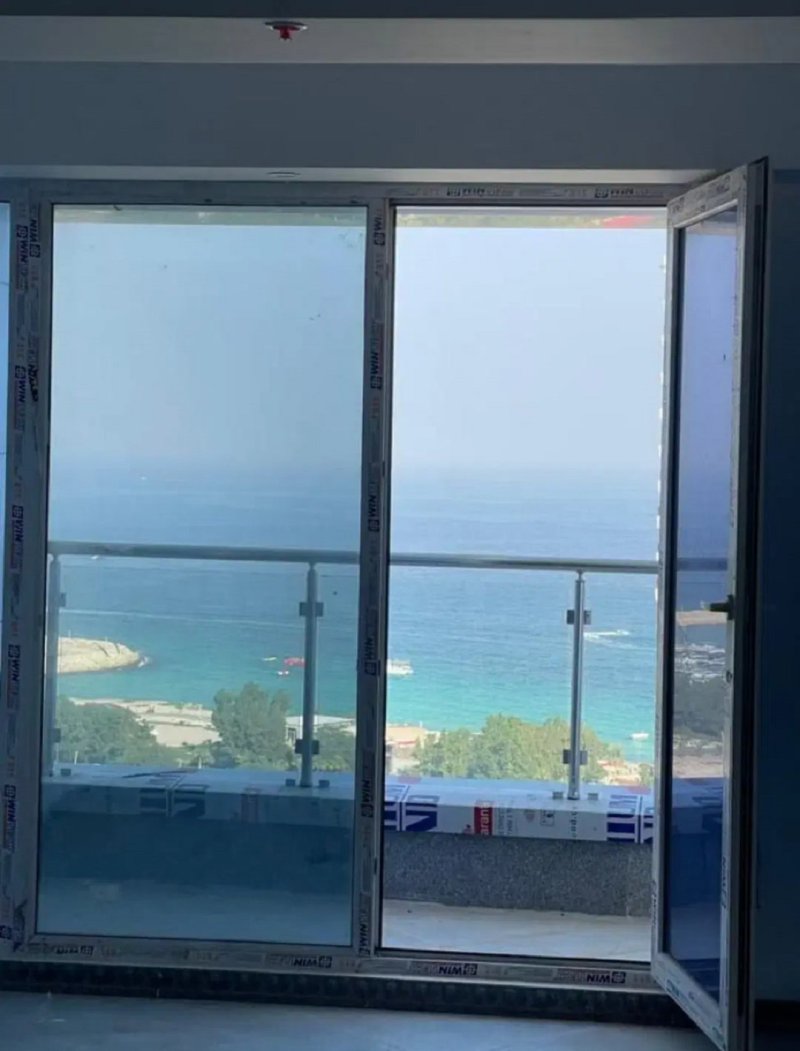 آپارتمان 131 متری دو خوابه در مرجان کیش13666523779