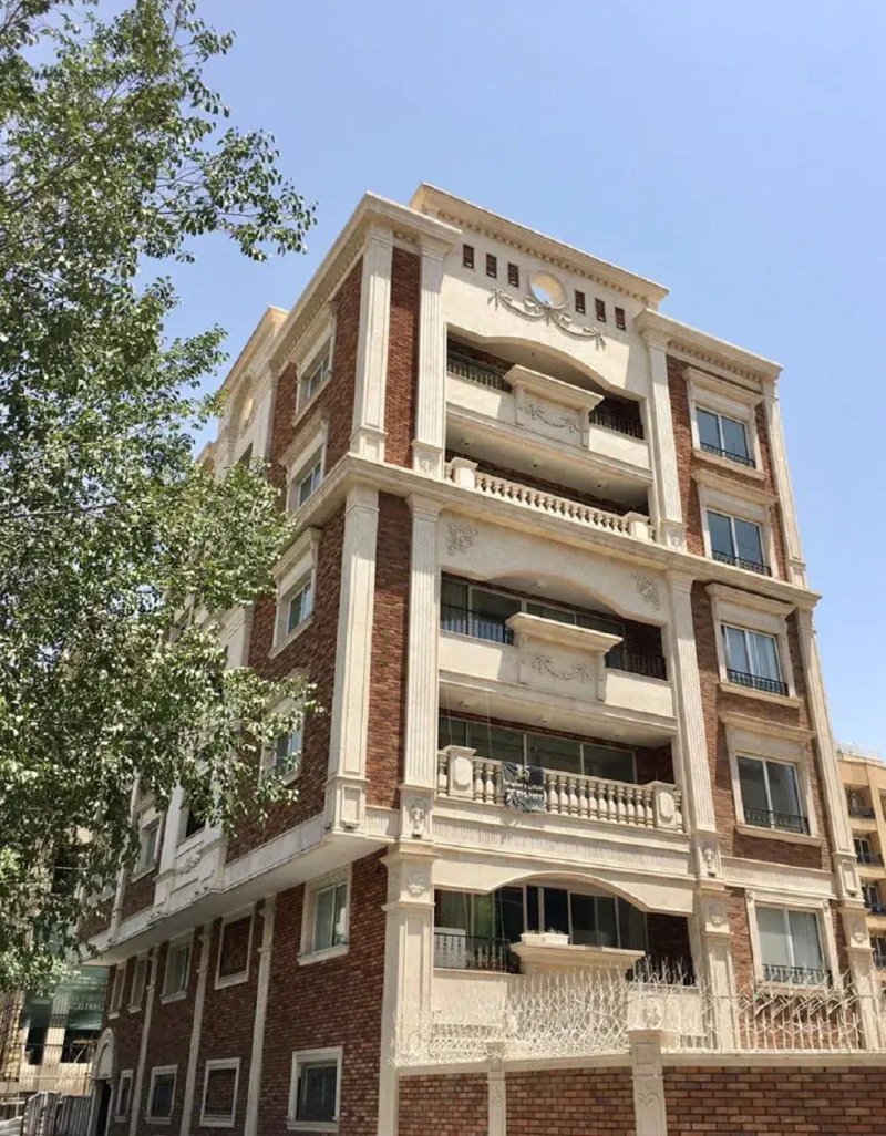 آپارتمان 345 متری چهارخوابه در چرخاب اصفهان13678324084