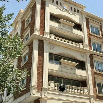 آپارتمان 130 متری سه خوابه در سعادت آباد اصفهان