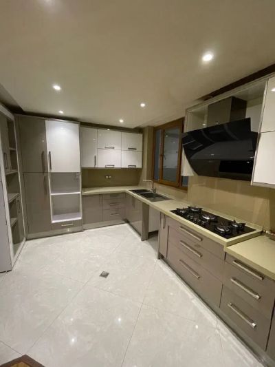 آپارتمان 150 متری سه خوابه در دروس تهران