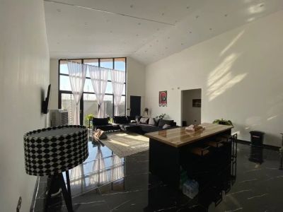 ویلا 200 متری دو خوابه در فاز 4 مهرشهر