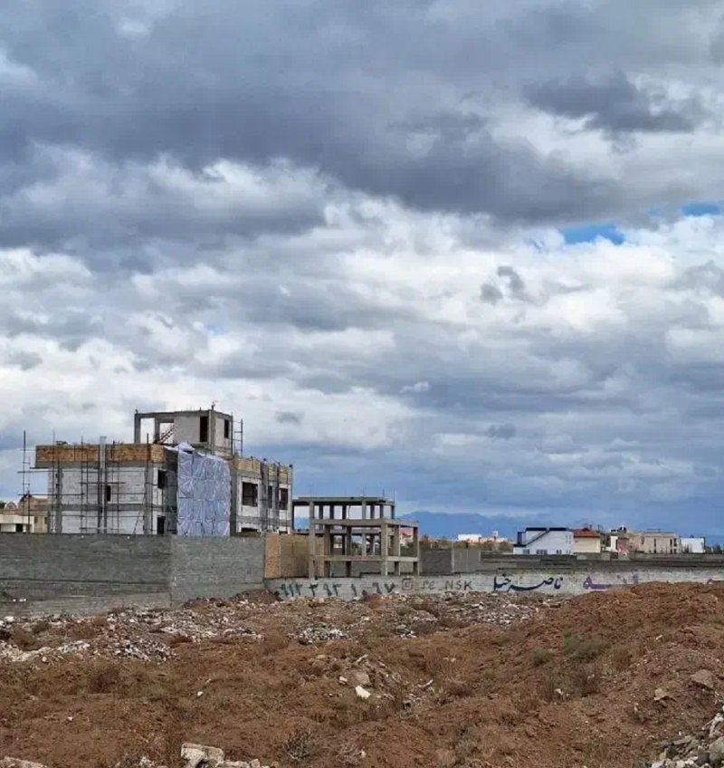 زمین 1001 متری در اصفهانیها کرج13671923856