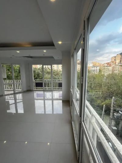 آپارتمان 140 متری دو خوابه در درکه تهران