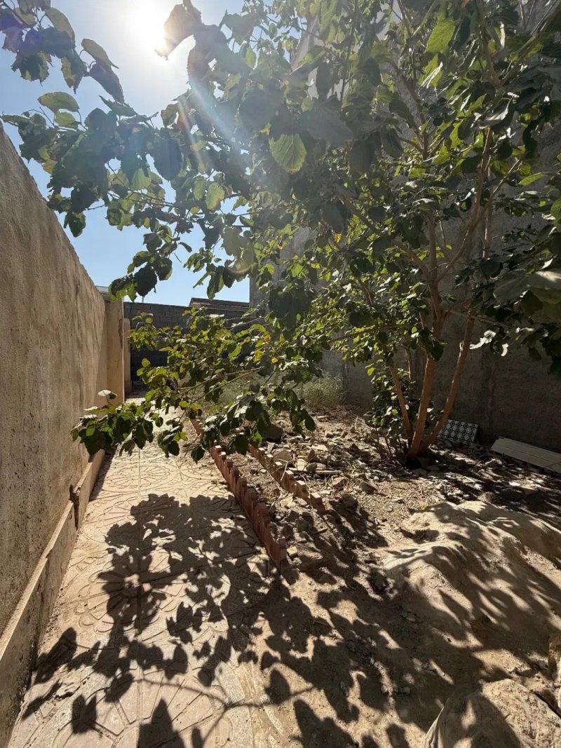 تجاری 62 متری در چهارباغ کرج13674723918