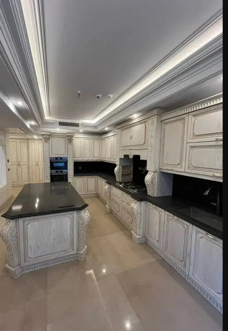 آپارتمان 285 متری سه خوابه در دروس تهران13670723825