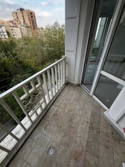 آپارتمان 110 متری دو خوابه در درکه تهران