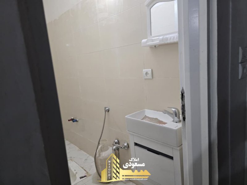 آپارتمان 68 متری یک خوابه در امیریه شهریار13668923800