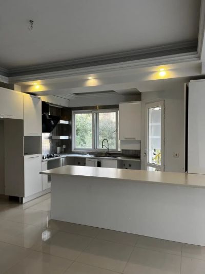 آپارتمان 140 متری دو خوابه در درکه تهران