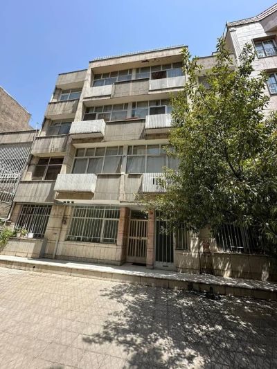 آپارتمان 75 متری دو خوابه در سید خندان تهران