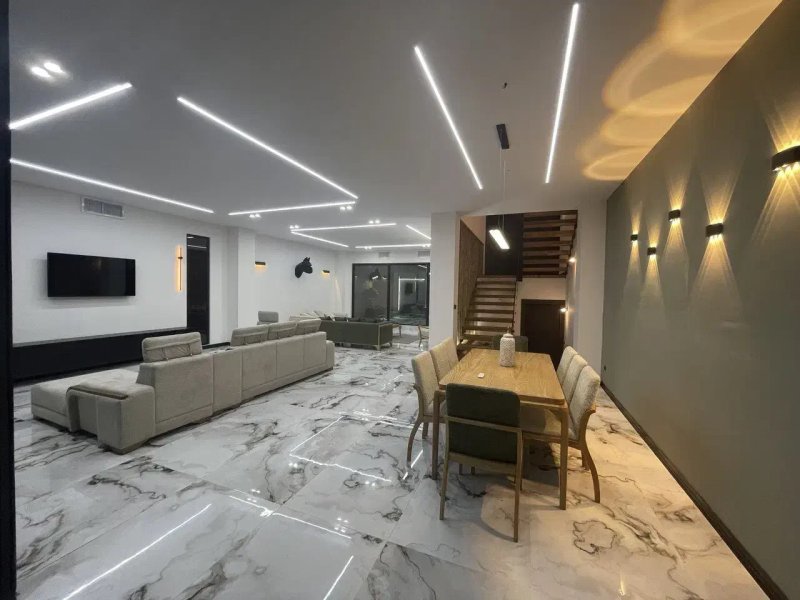 ویلا 500 متری سه خوابه در چهارباغ کرج13688624319