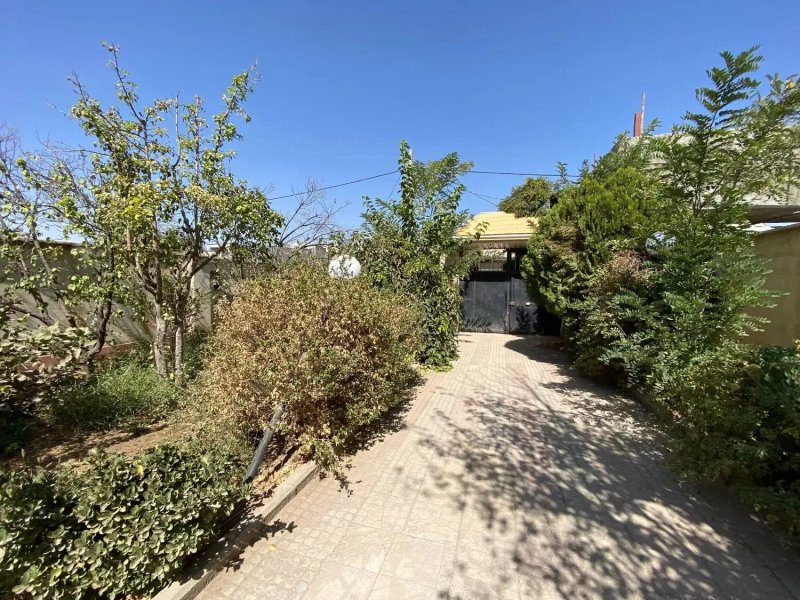 ویلا 500 متری دو خوابه در چهارباغ کرج13688824350