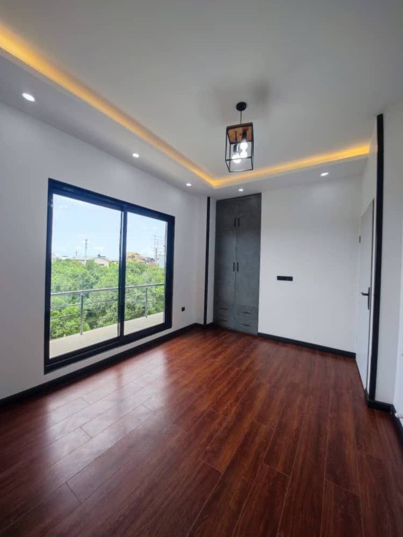 ویلا 250 متری در سعادت آباد چمستان13681524136