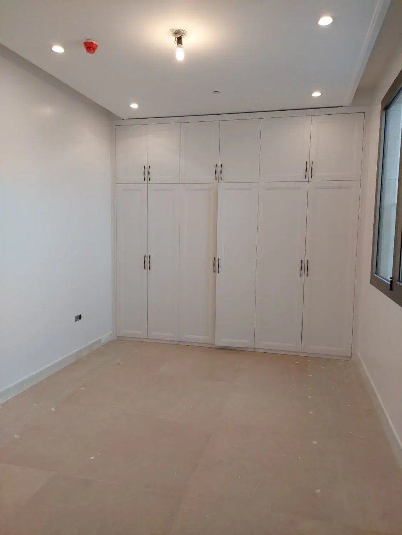 آپارتمان 100 متری دو خوابه در دزاشیب تهران13690424449