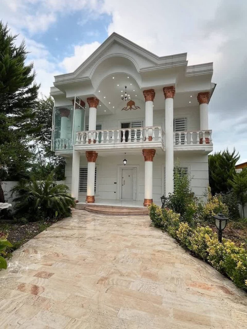 ویلا 320 متری چهارخوابه در سعادت آباد چمستان13681724141