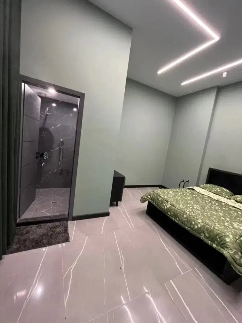 ویلا 1000 متری سه خوابه در چهارباغ کرج13688724338