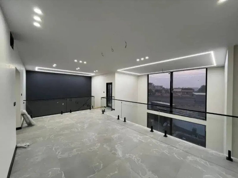 ویلا 220 متری سه خوابه در چهارباغ کرج13690324446