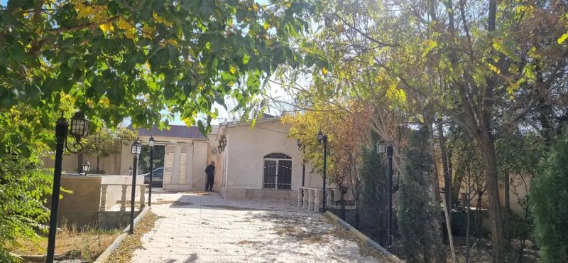 باغ 1000 متری در چهارباغ کرج13688224285