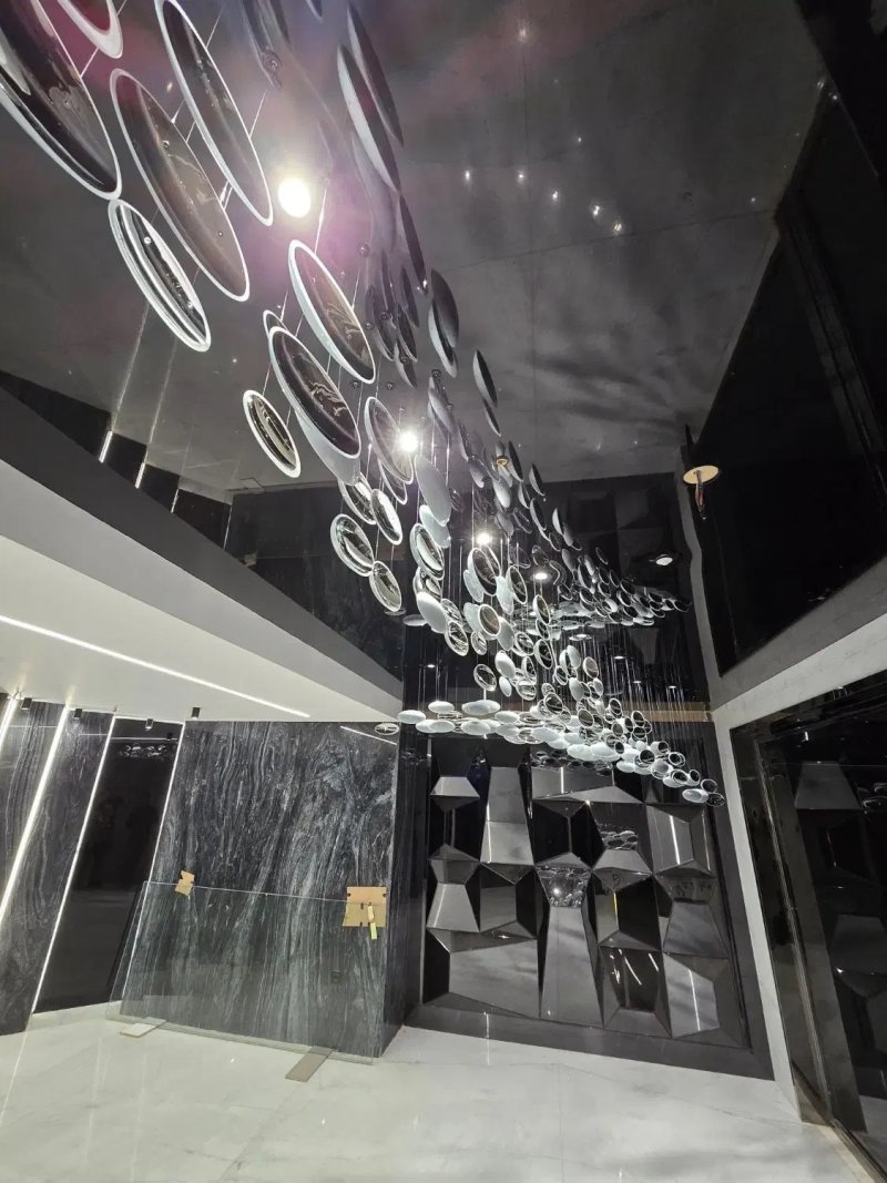 آپارتمان 245 متری سه خوابه در مرداویج اصفهان13681124129