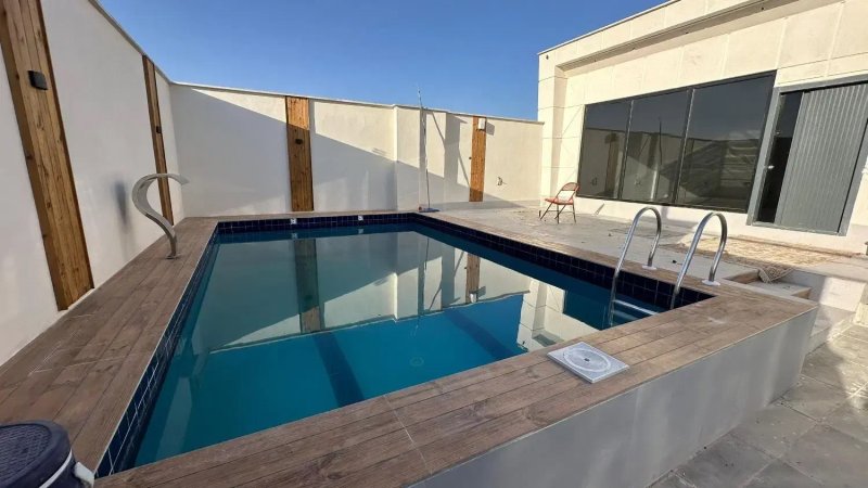 ویلا 200 متری دو خوابه در چهارباغ کرج13690024417