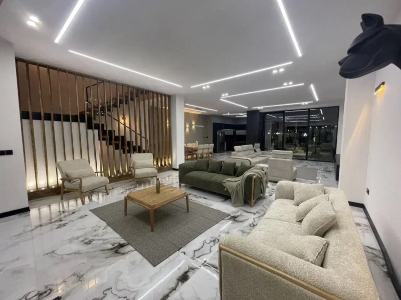 ویلا 500 متری سه خوابه در چهارباغ کرج13688624320