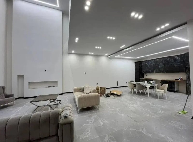 ویلا 220 متری سه خوابه در چهارباغ کرج13690324445