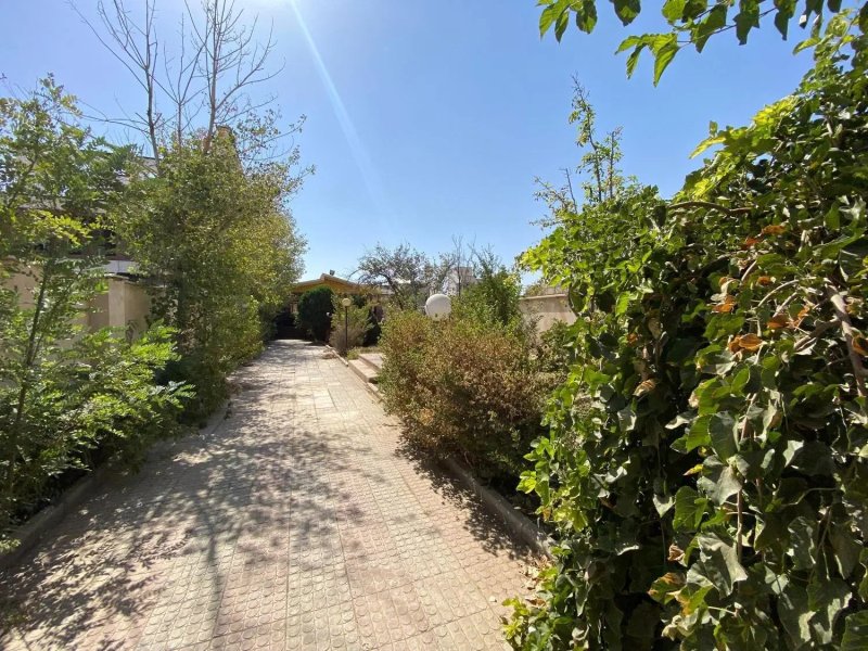 ویلا 500 متری دو خوابه در چهارباغ کرج13688824342