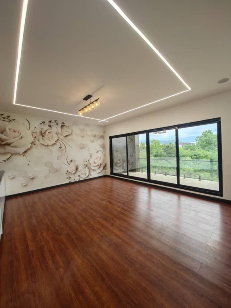 ویلا 250 متری در سعادت آباد چمستان13681524134