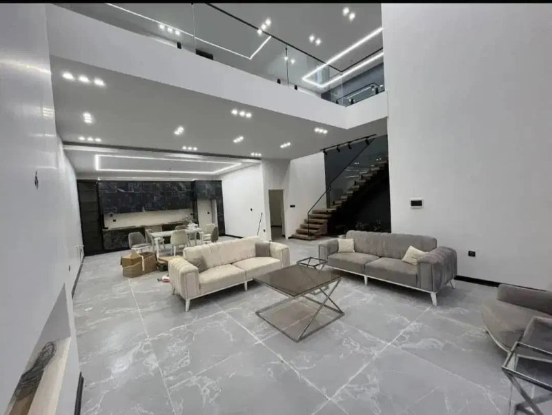 ویلا 220 متری سه خوابه در چهارباغ کرج13690324442