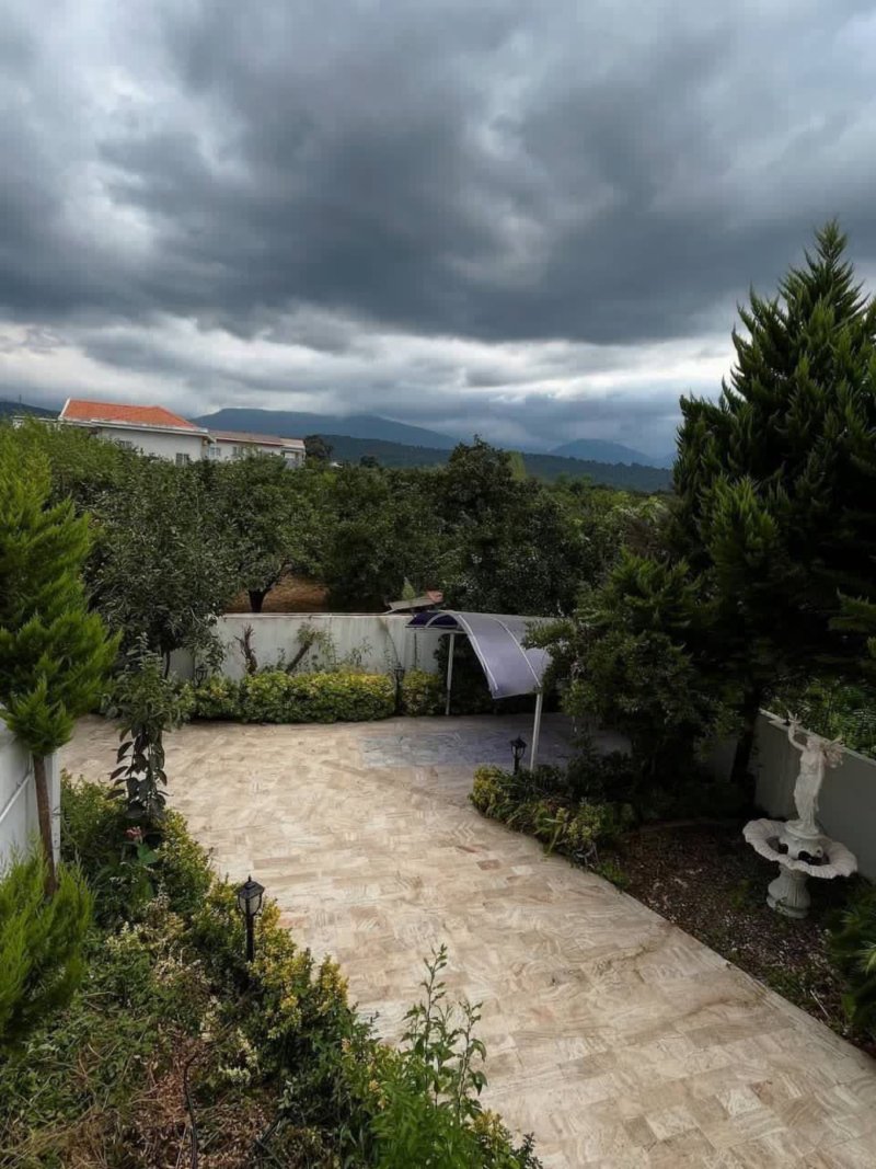 ویلا 320 متری چهارخوابه در سعادت آباد چمستان13681724145