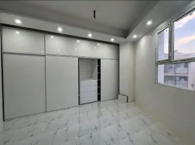 آپارتمان 135 متری دو خوابه در صادقیه اسلام شهر