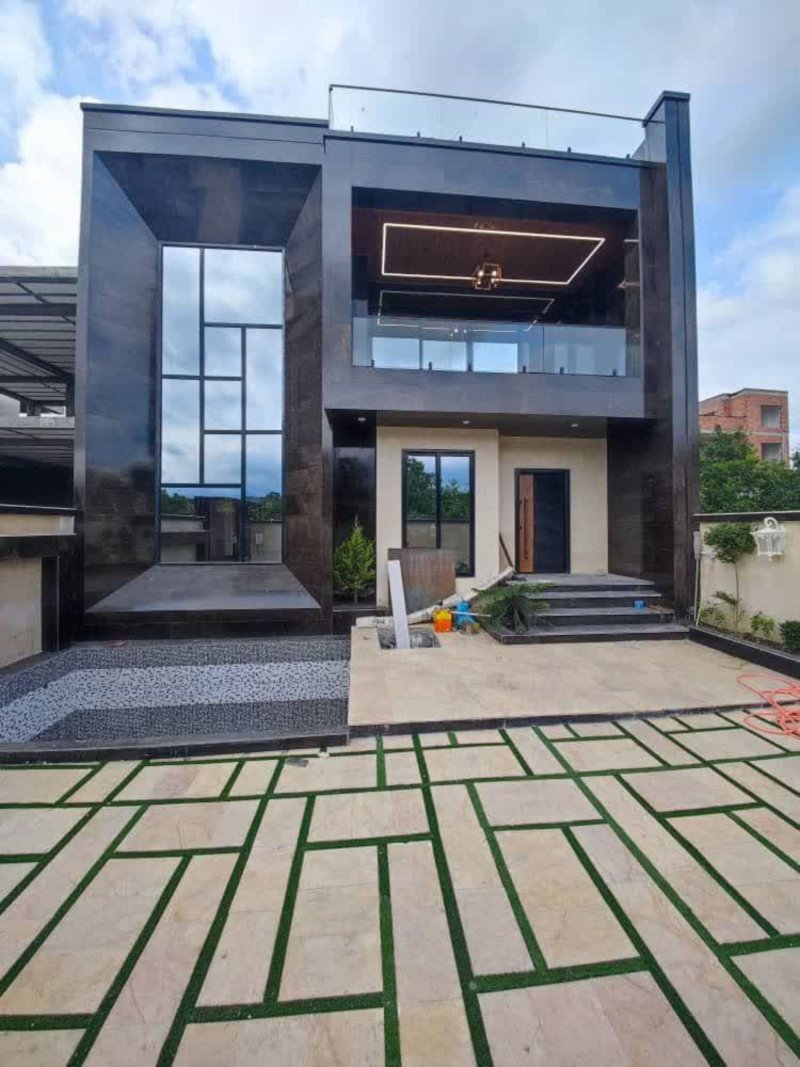 ویلا 250 متری در سعادت آباد چمستان13681524138