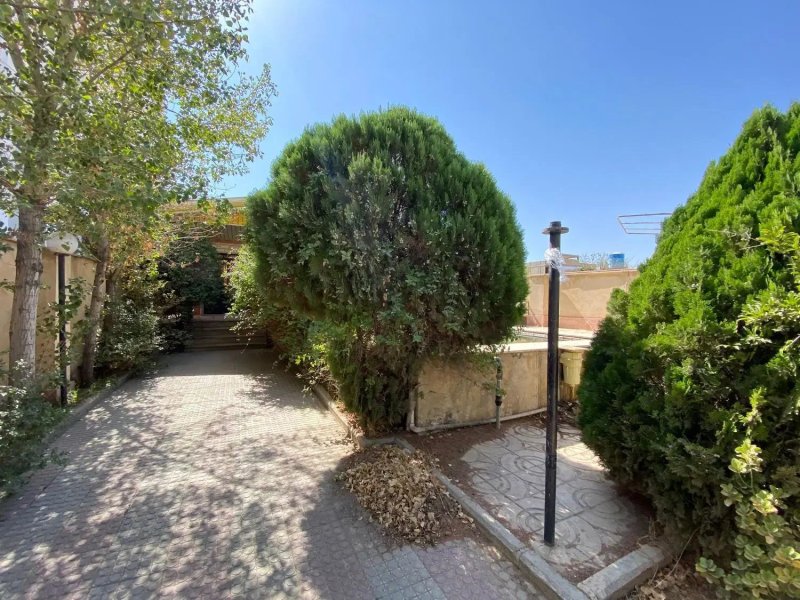 ویلا 500 متری دو خوابه در چهارباغ کرج13688824346