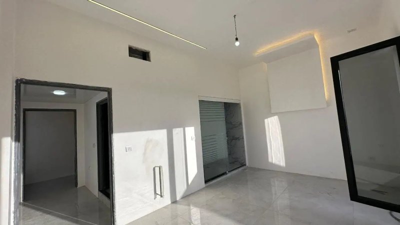 ویلا 200 متری دو خوابه در چهارباغ کرج13690024422