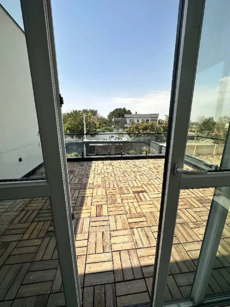 ویلا 500 متری سه خوابه در چهارباغ کرج13689324386