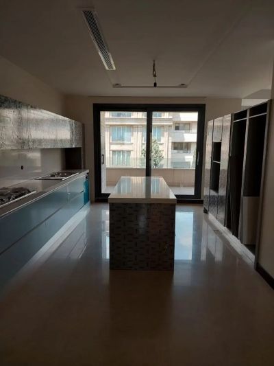 آپارتمان 125 متری سه خوابه در فرمانیه تهران