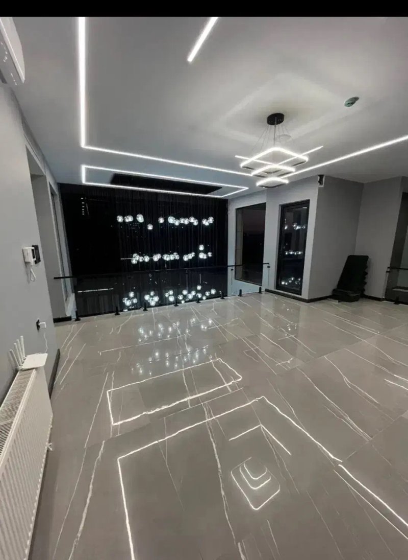 ویلا 1000 متری سه خوابه در چهارباغ کرج13688724339