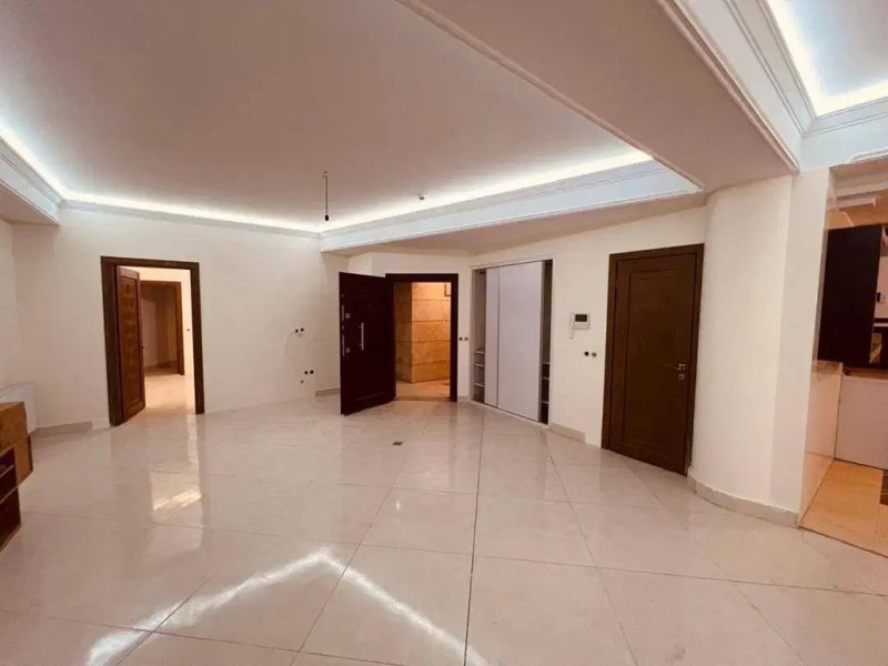 آپارتمان 130 متری دو خوابه در ولیعصر تبریز13686724225