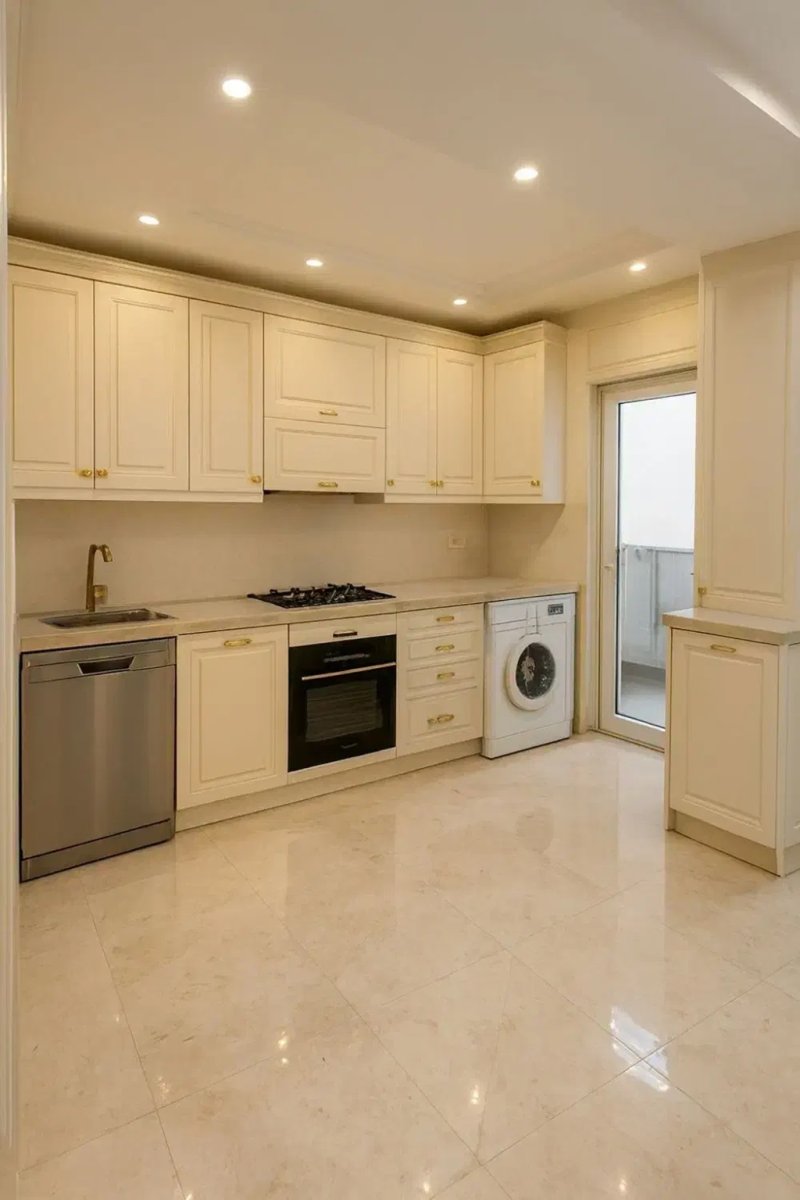 آپارتمان 138 متری سه خوابه در خیابان ماهان اسلام شهر13686124207