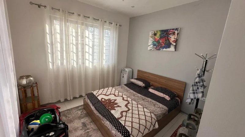 ویلا 340 متری دو خوابه در شهرک زعفرانیه کرج13698024676