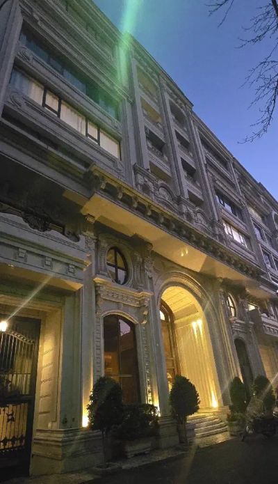 آپارتمان 350 متری چهارخوابه در زعفرانیه تهران